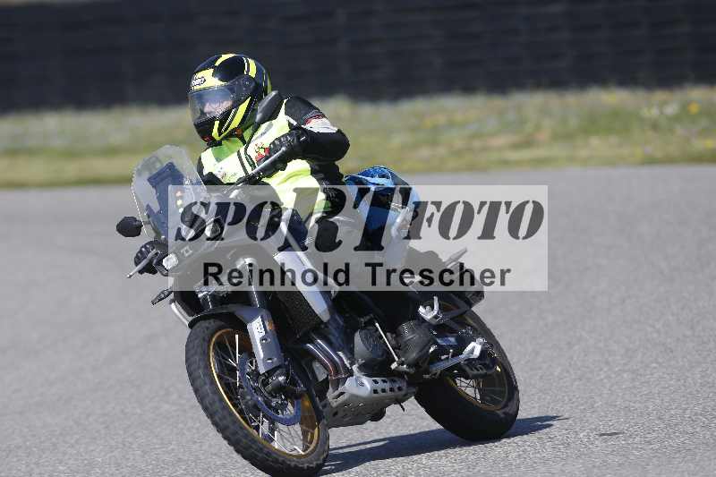 /01 02.04.2026 MAZ ADR/Gruppe gelb Gruppe gruen/Instruktoren